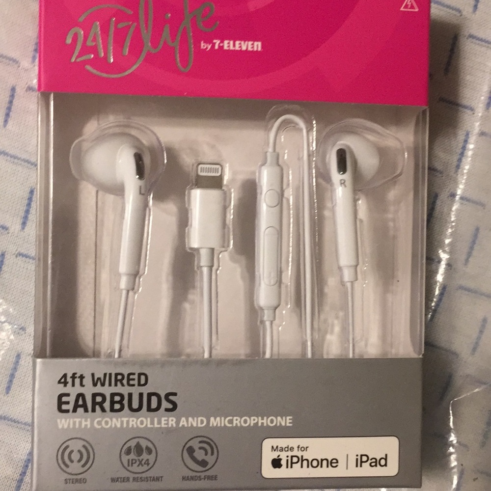 Wired ear buds for iPhone 7 and up